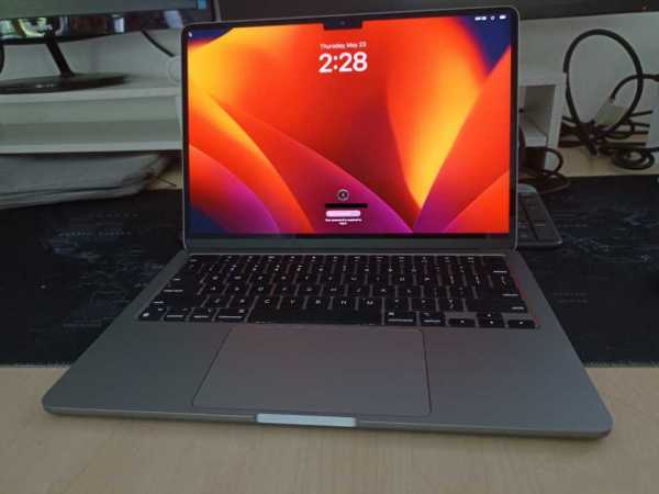 MacBook Air M2 16GB 256GB